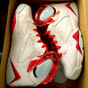 Worn once clean comes with box 7y
